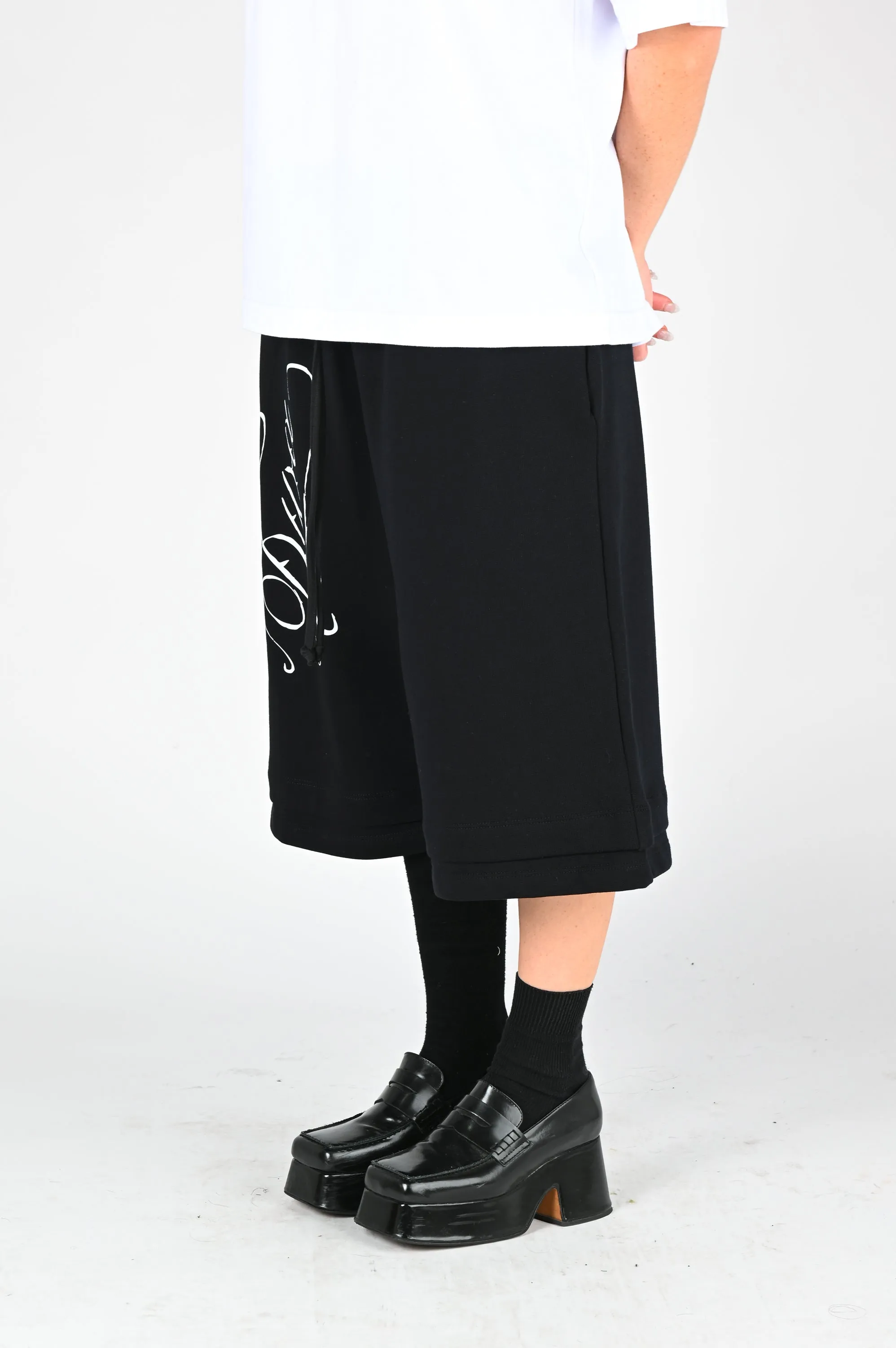 1000 'Diva' Shorts