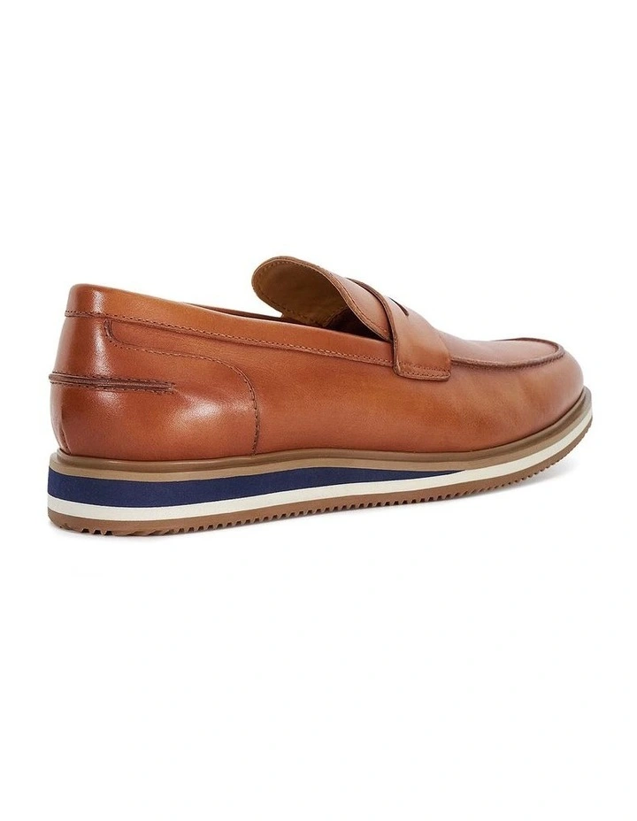 Beckleyy Loafer in Tan