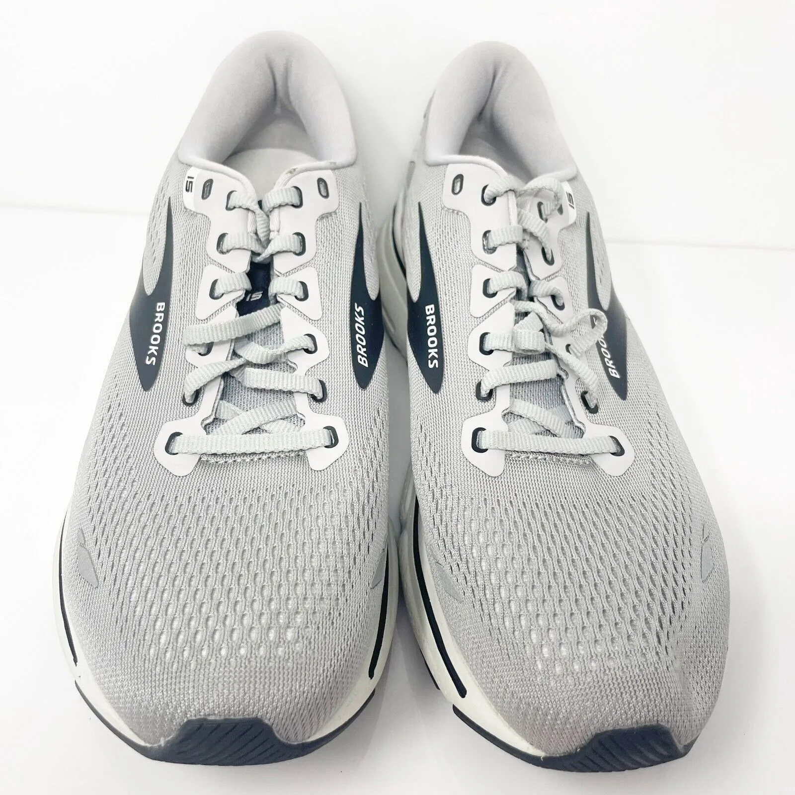 Brooks Mens Ghost 15 1103932E098 Gray Running Shoes Sneakers Size 10 2E