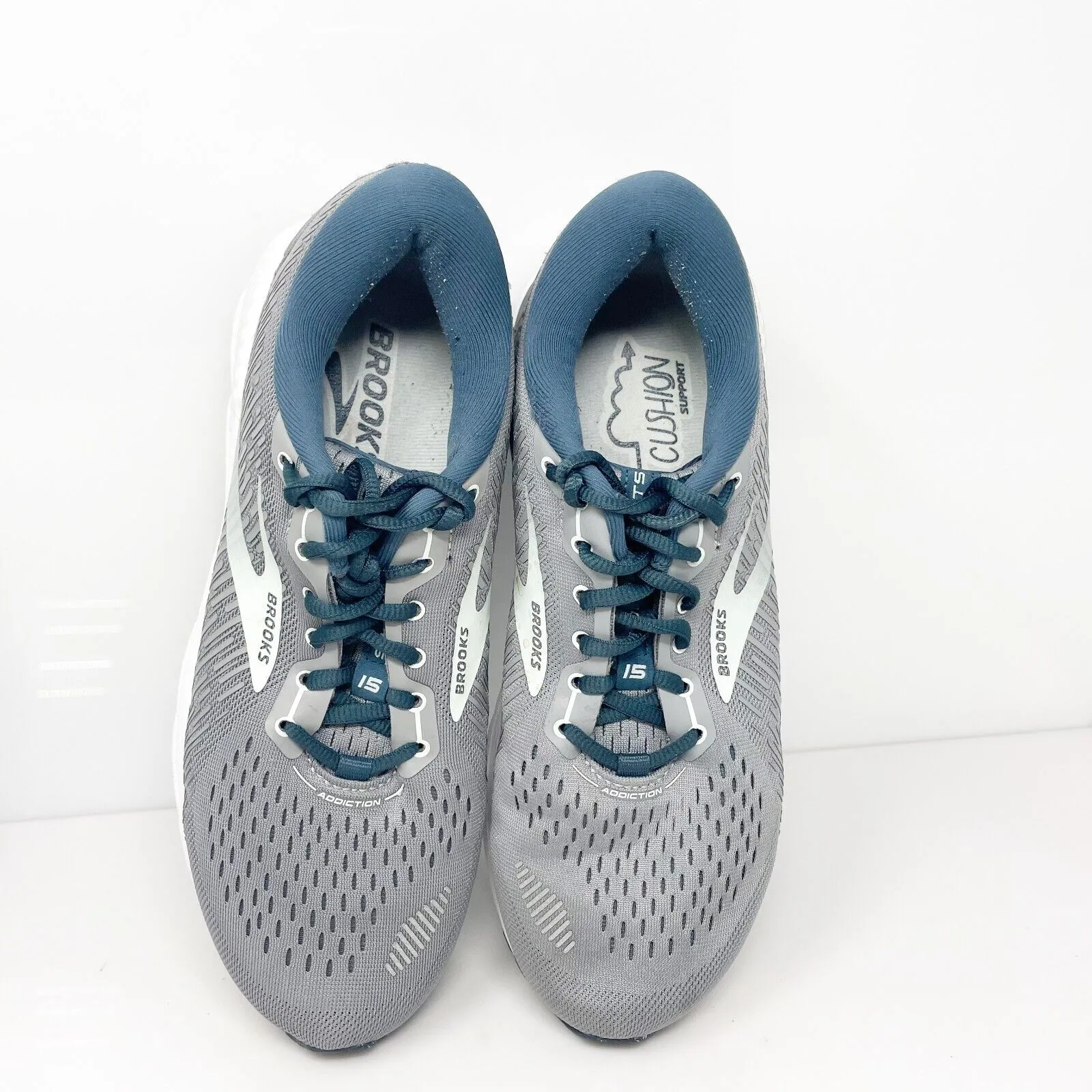 Brooks Womens Addiction GTS 15 1203521B099 Gray Running Shoes Sneakers Size 10 B