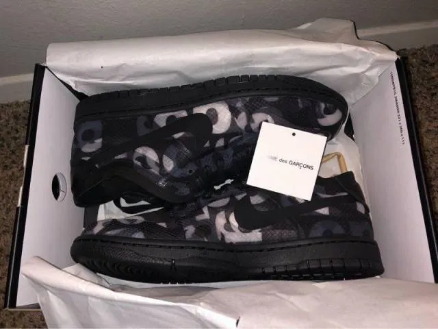 CDG x Nike Dunk Low