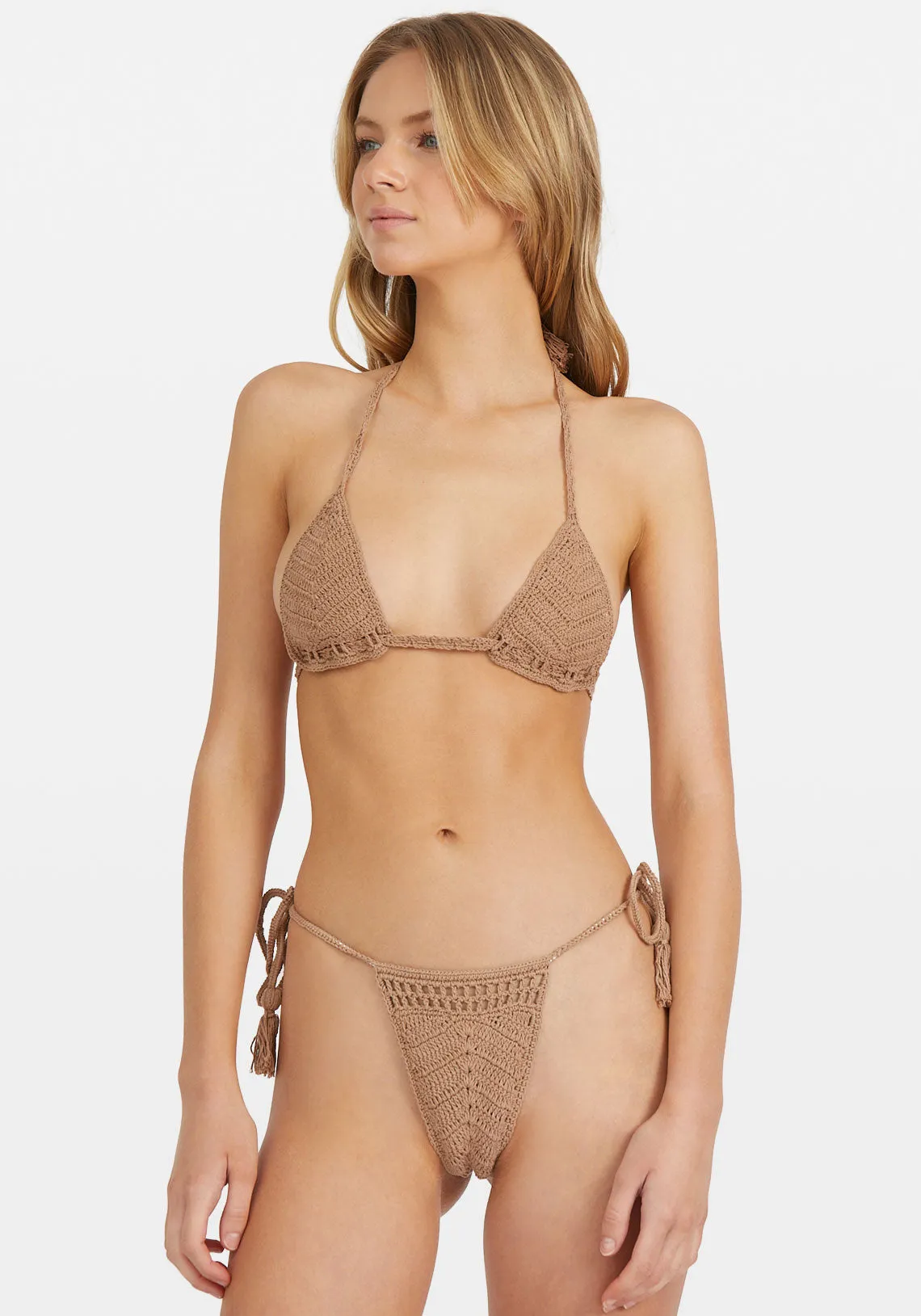 Clio Bikini Latte