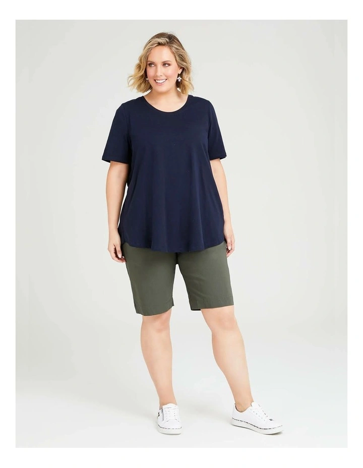 Expose Short in Olive