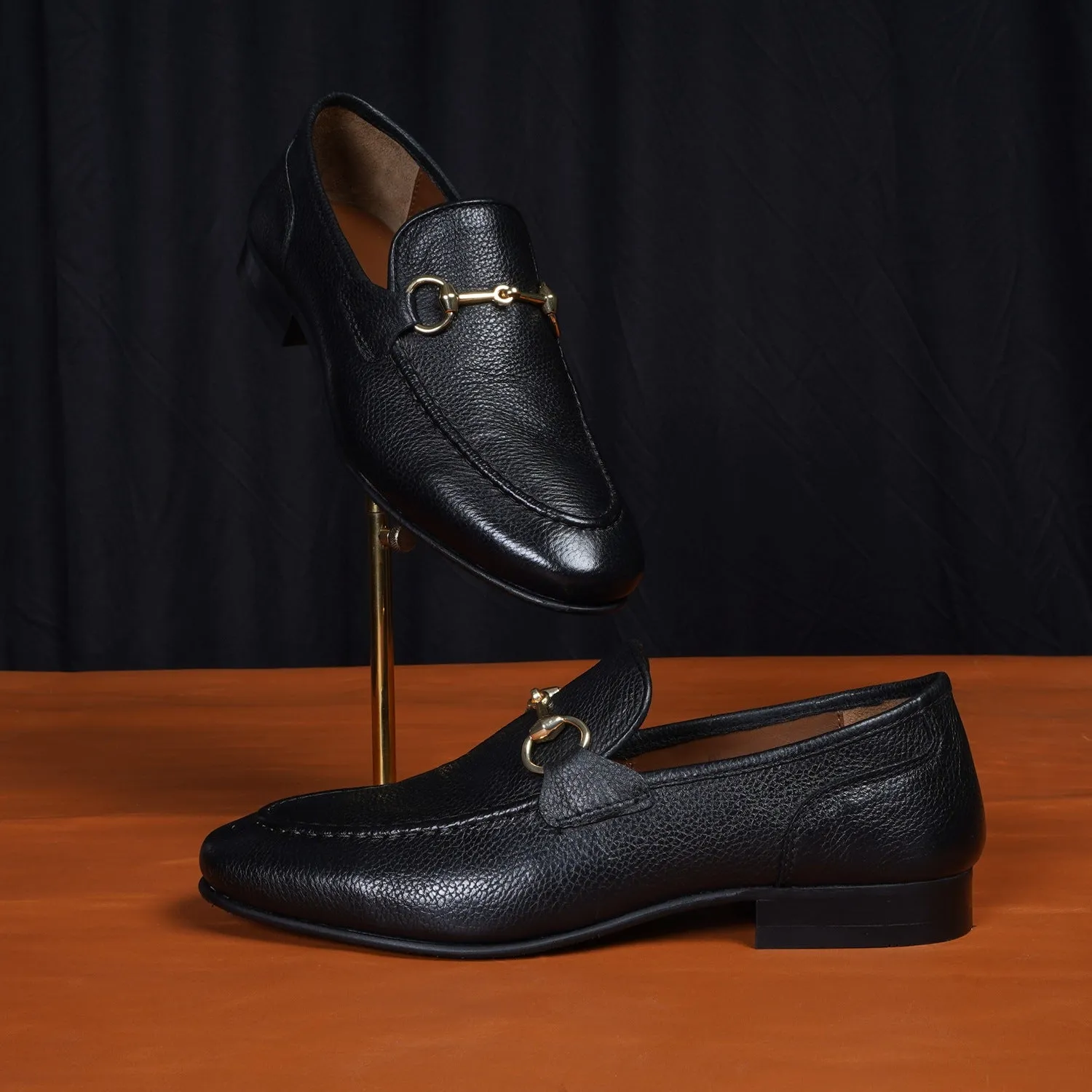 Flexible Back Comfortable Loafers in Black Textured Leather