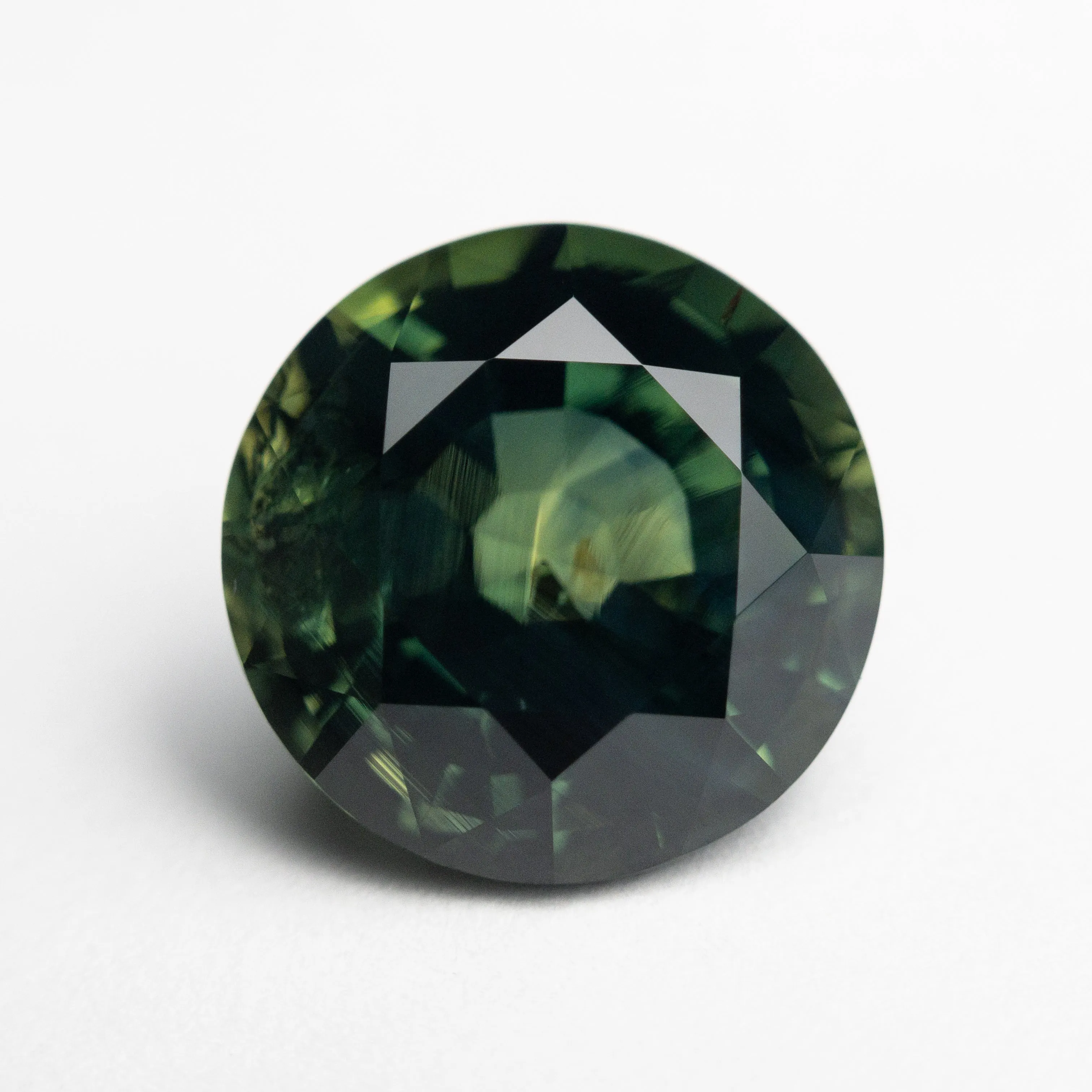 Green Brilliant Sapphire - 5.16ct Round