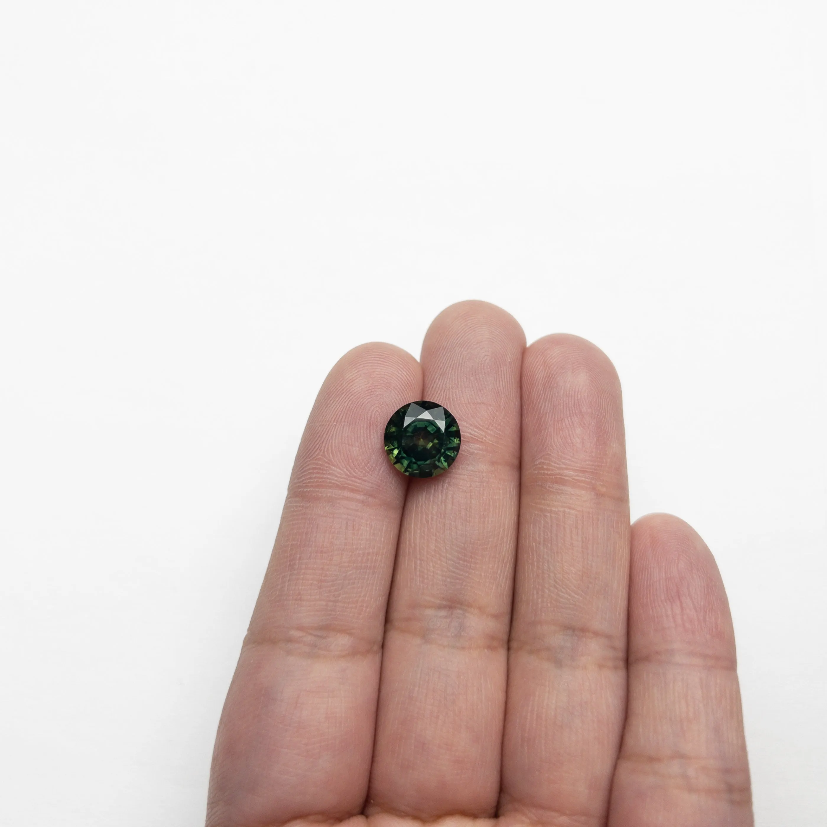 Green Brilliant Sapphire - 5.16ct Round