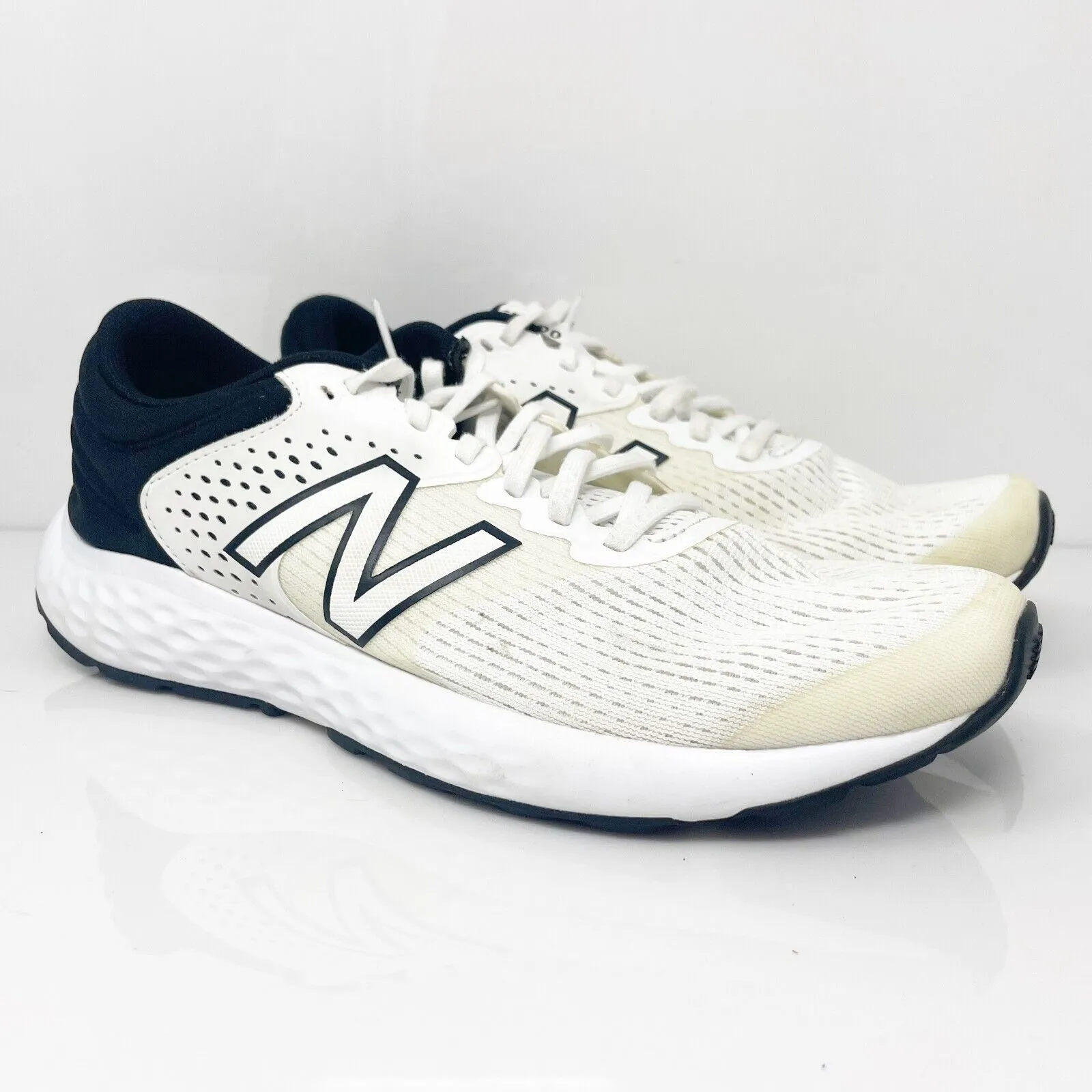 New Balance Mens 520 V7 M520CW7 White Running Shoes Sneakers Size 10 D