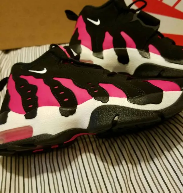 Nike DT Deon Sanders