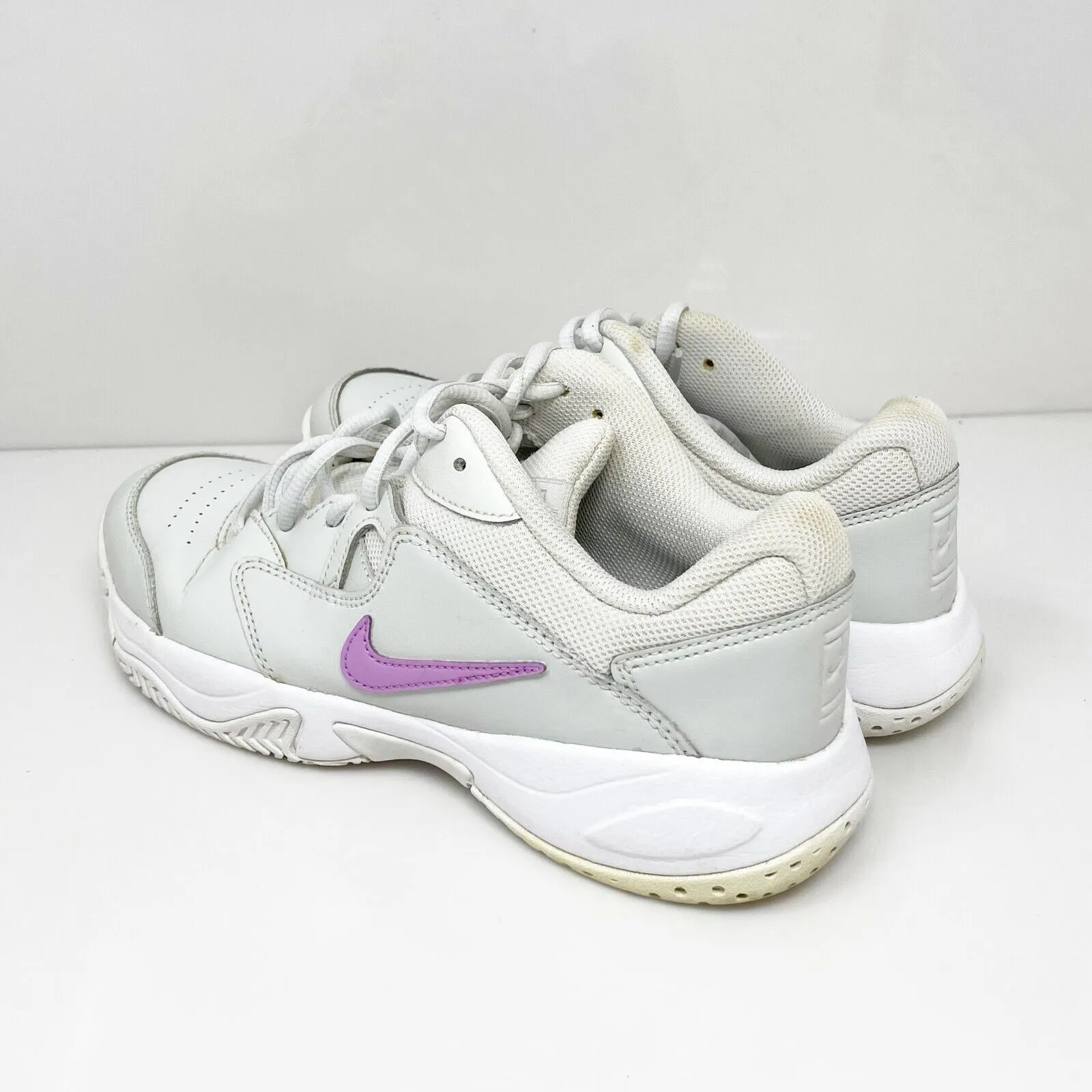 Nike Womens Court Lite 2 AR8838-024 White Running Shoes Sneakers Size 7.5