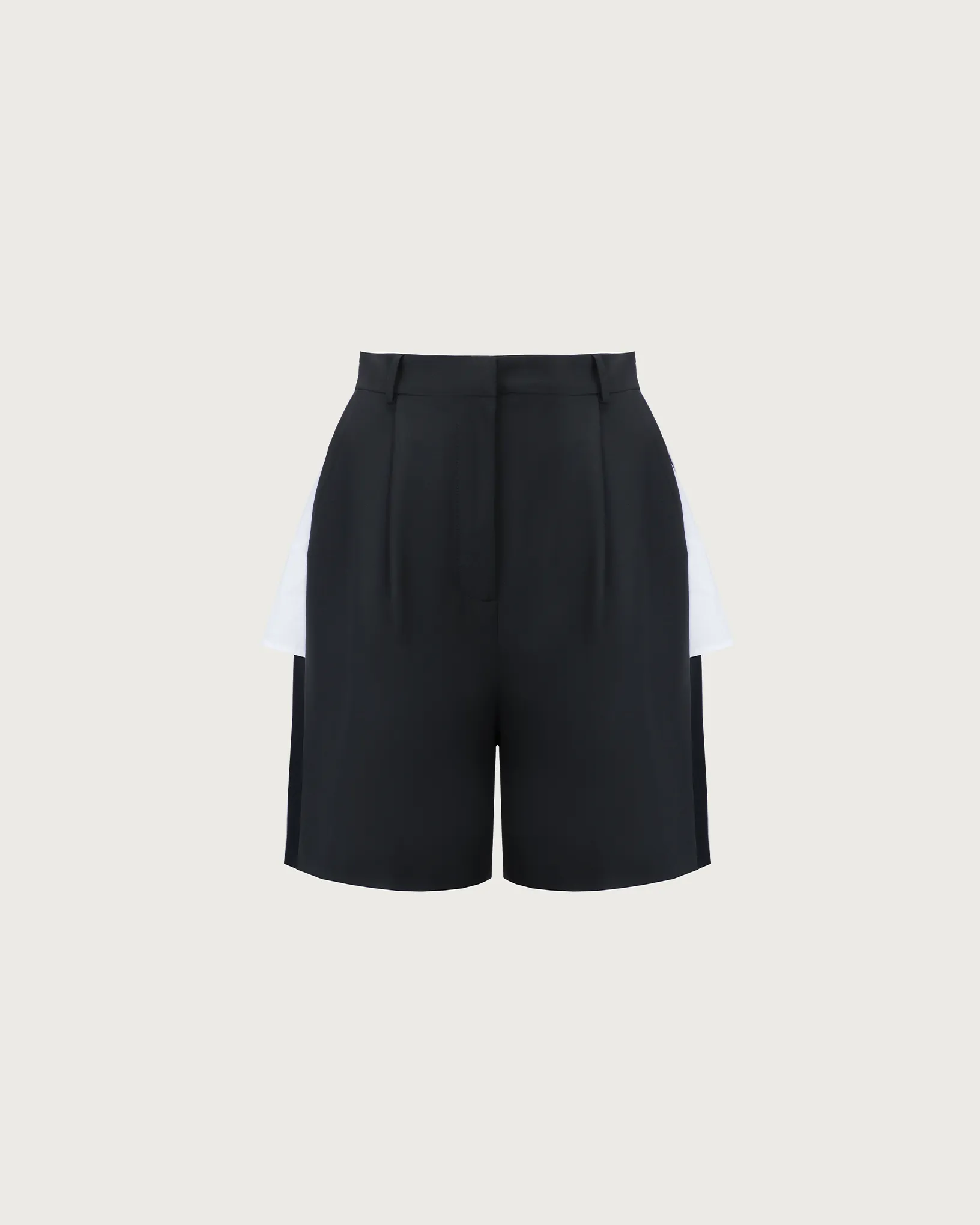 SHORTS WITH SLITS