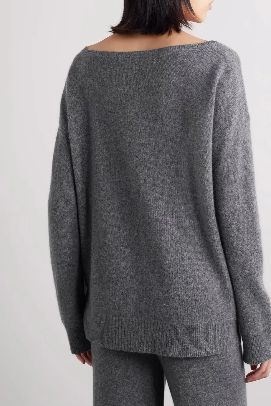 SKIN PAULA Cashmere V-Neck Sweater in Graphite 