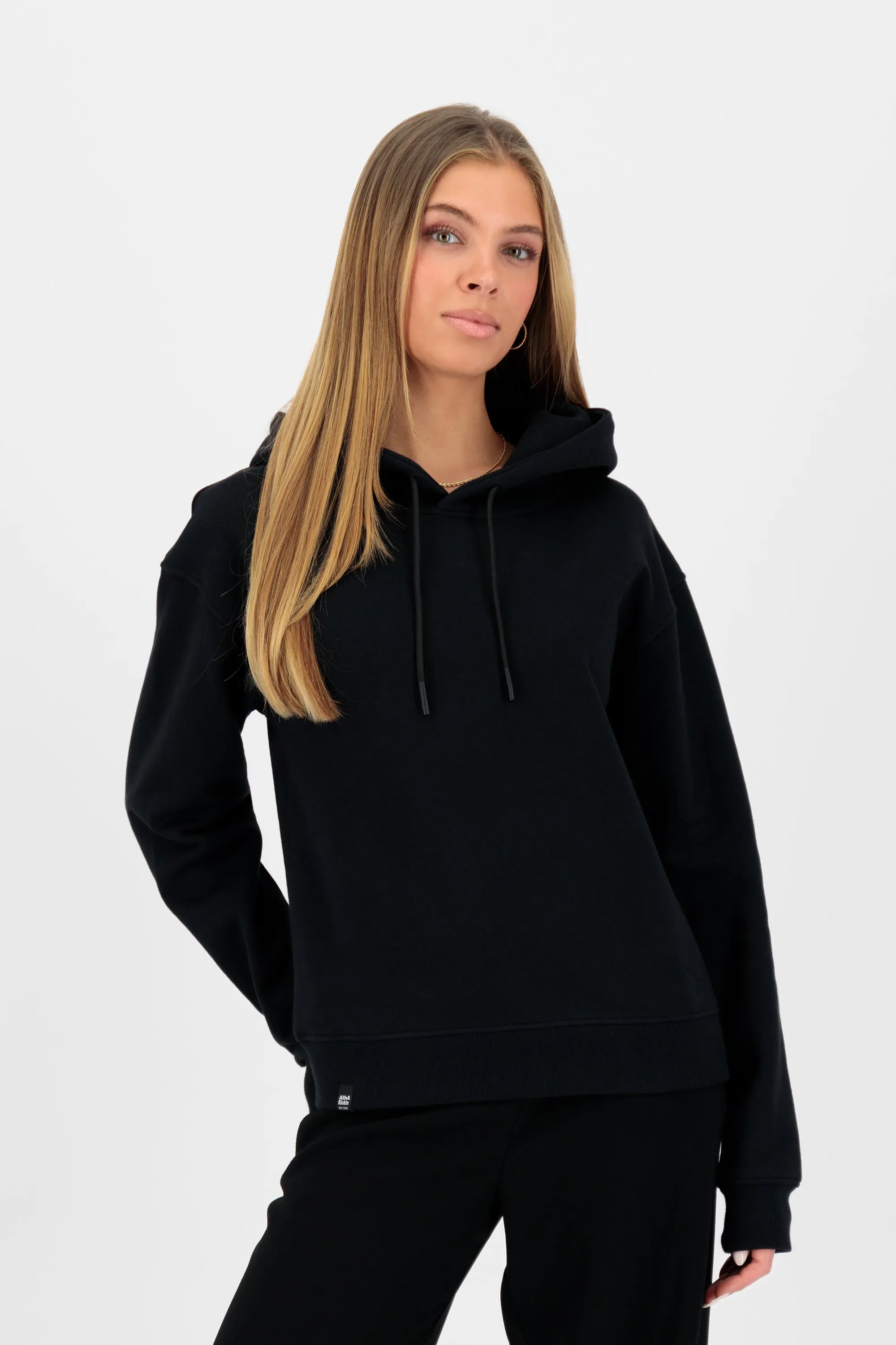 ThaneeAK A Hoodie Schwarz