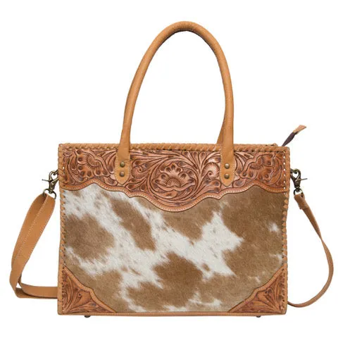 The Design Edge Caracas Tan and White Cowhide Tote Bag