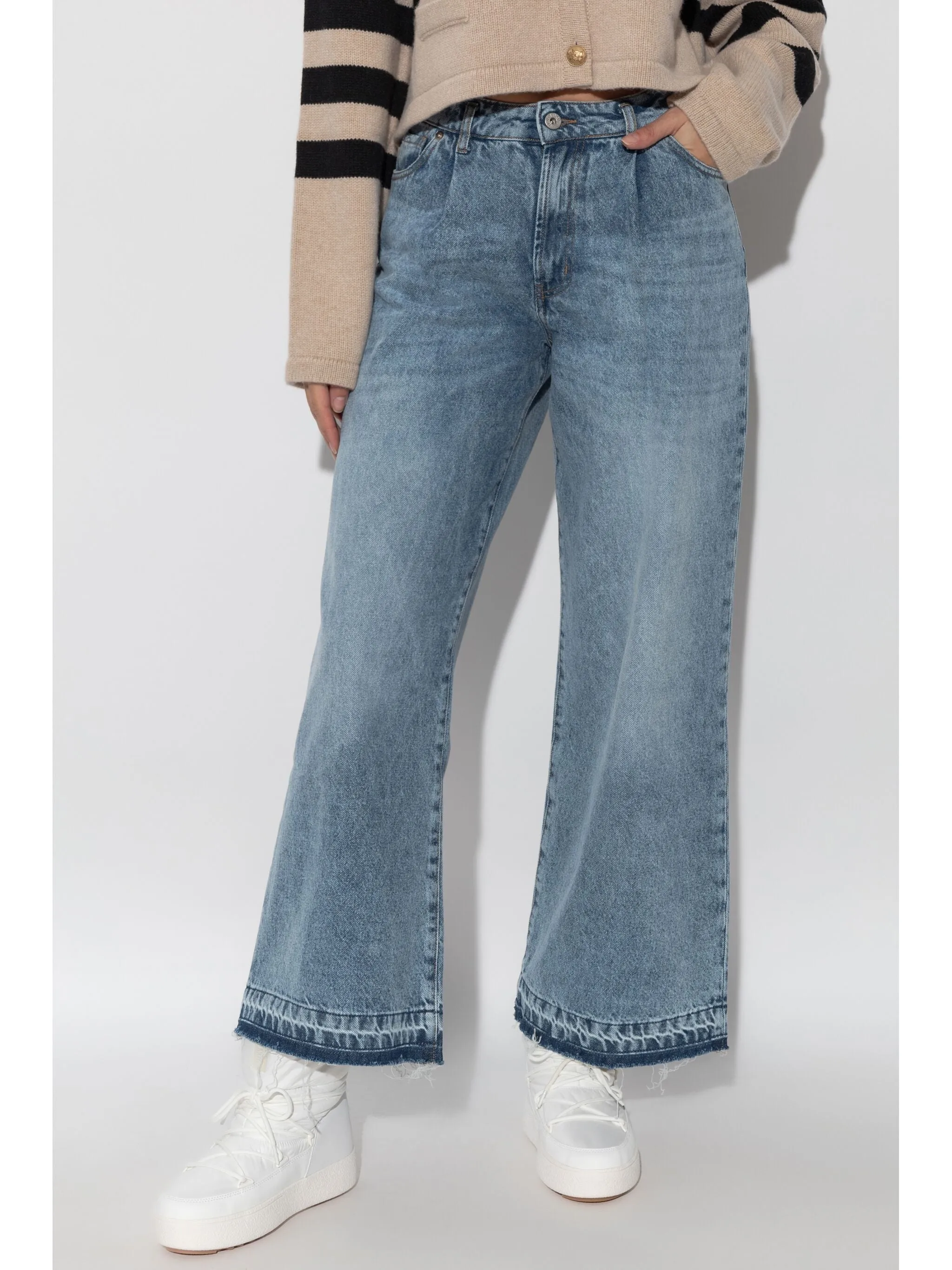 wide-leg jeans